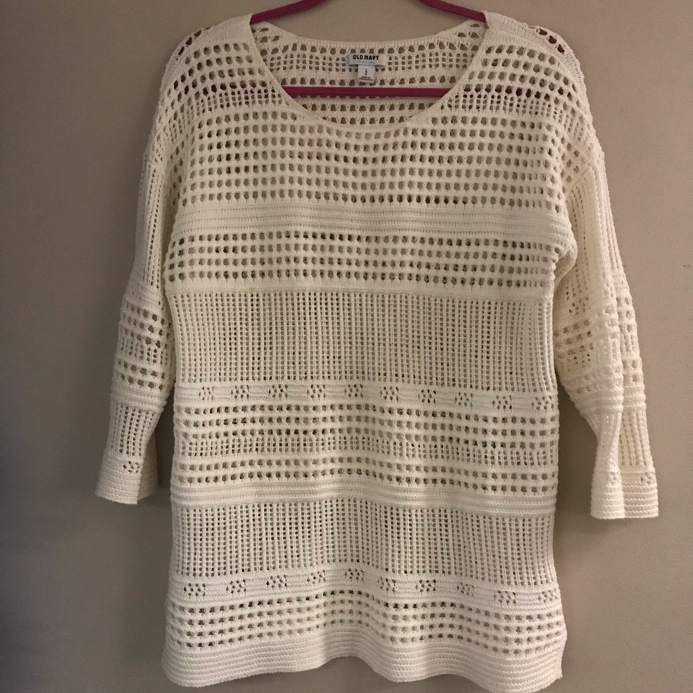 Winter white creme Old Navy Sweater